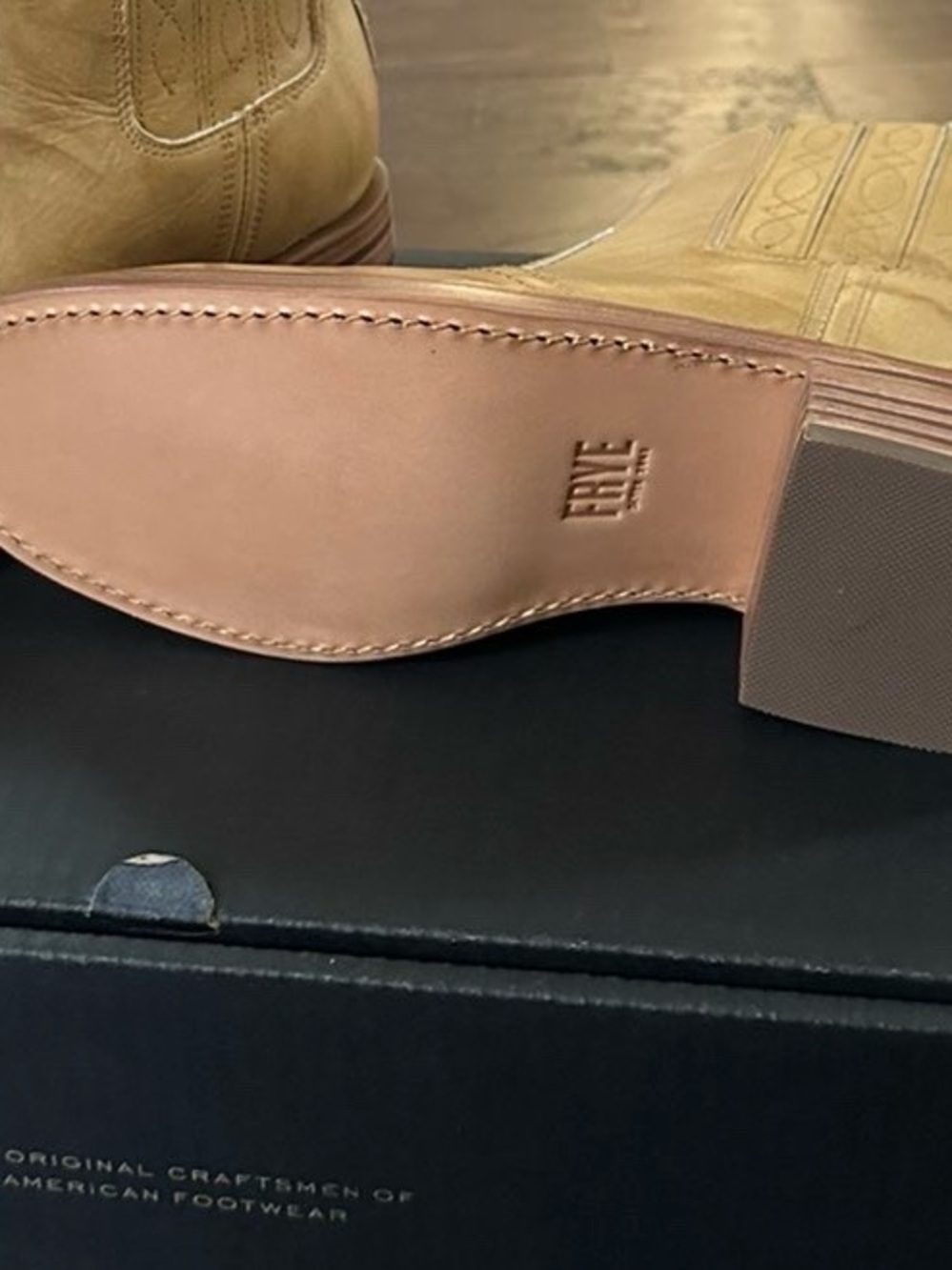 FRYE Campus Platform Chelsea Boot Banana size 8 Brand new - Picture 13 of 16